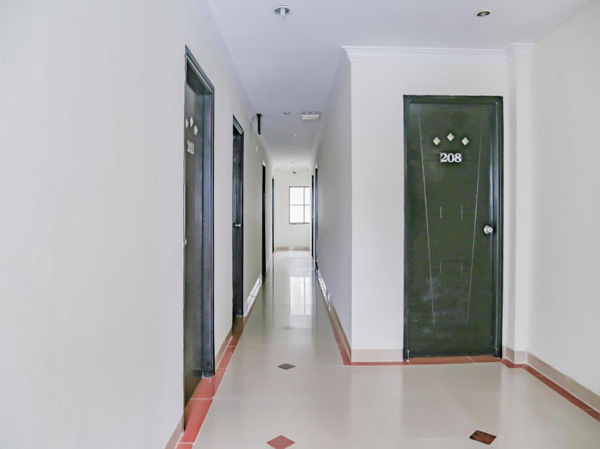 Oyo 90269 Hotel Indorasa 2 Jodoh  المظهر الخارجي الصورة