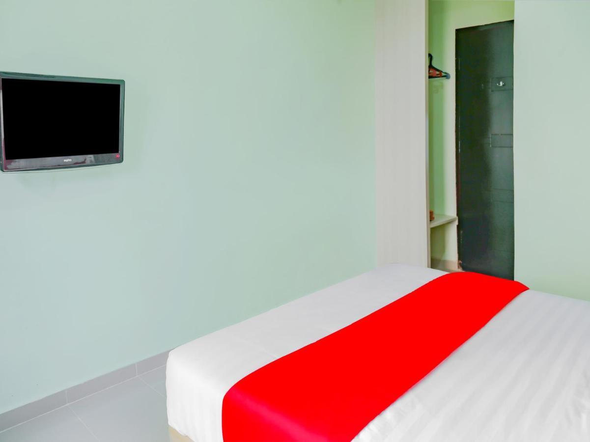 Oyo 90269 Hotel Indorasa 2 Jodoh  المظهر الخارجي الصورة