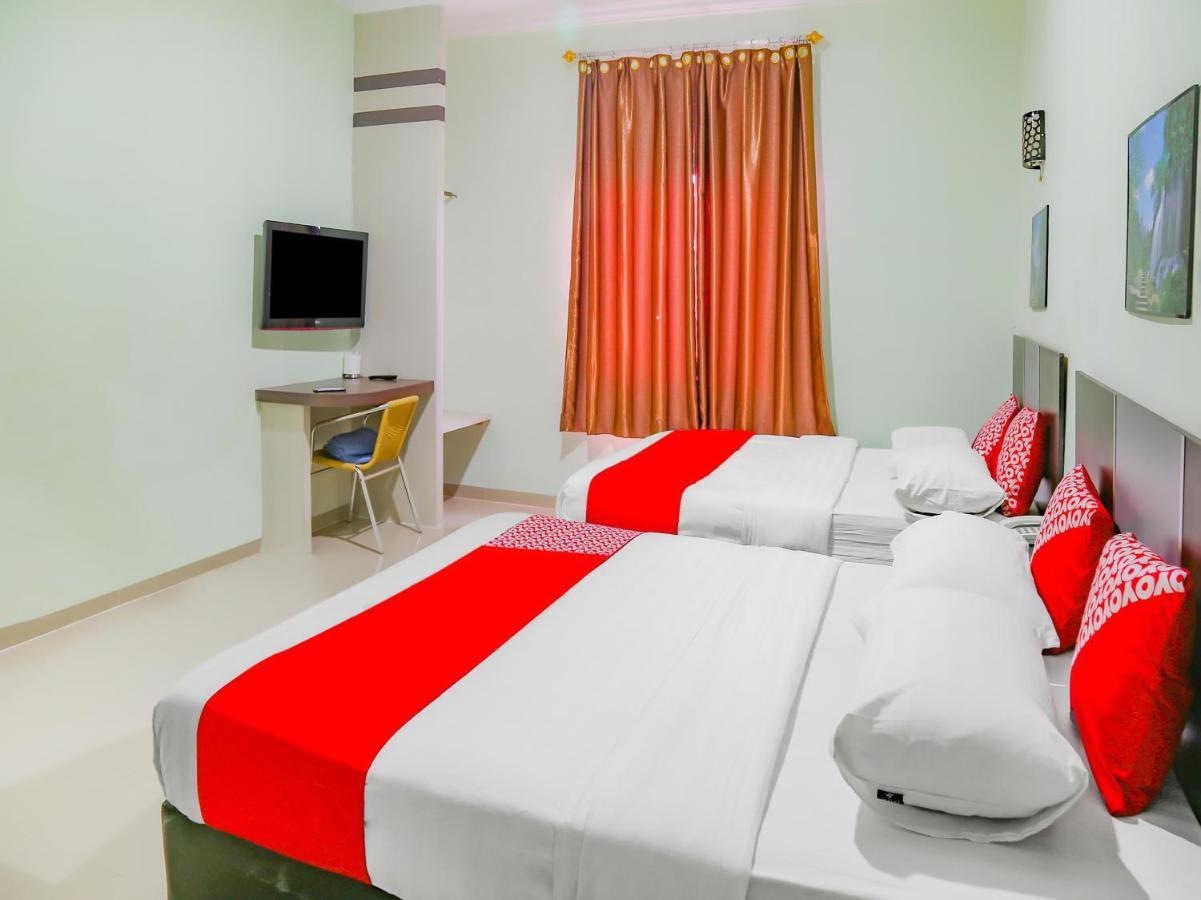 Oyo 90269 Hotel Indorasa 2 Jodoh  المظهر الخارجي الصورة